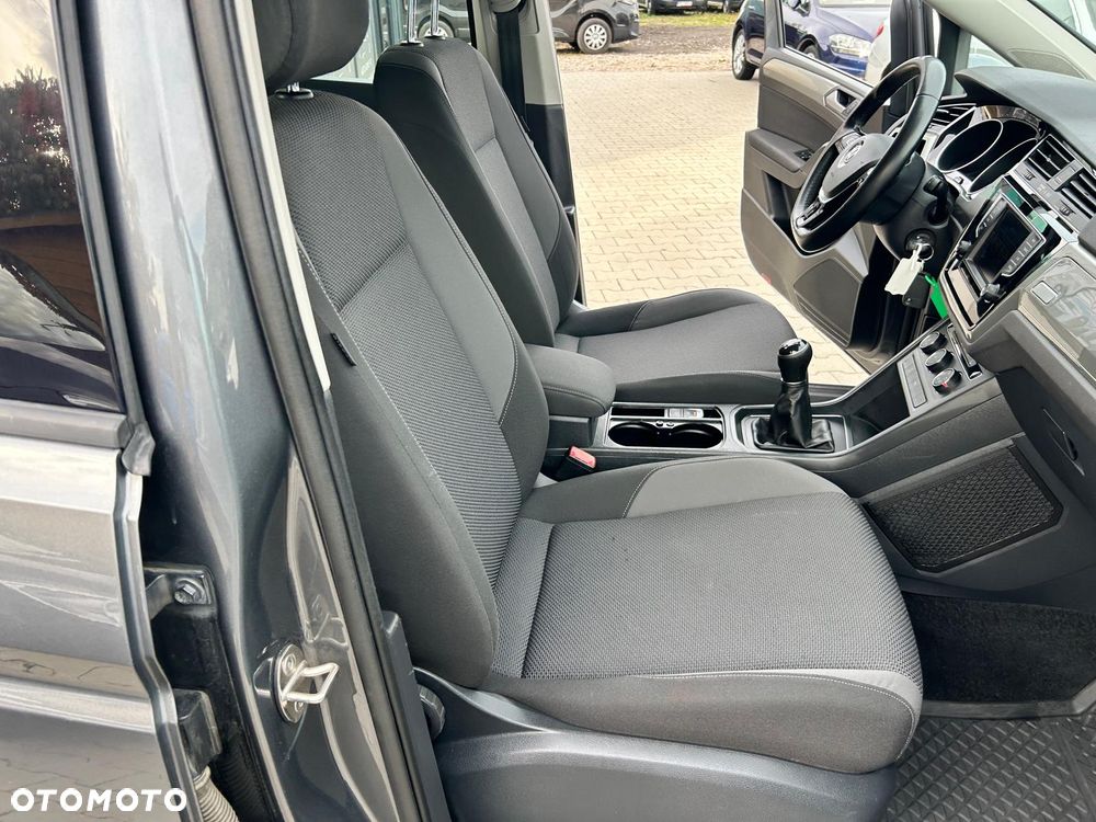 Volkswagen Touran 1.6 TDI BMT Trendline - 26