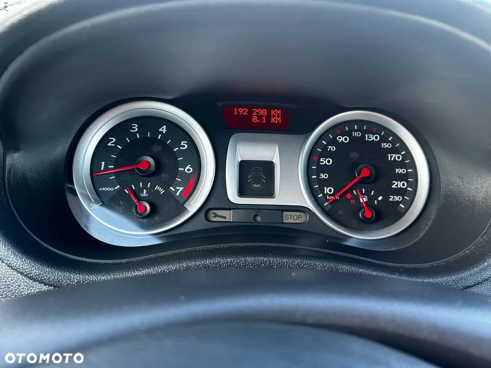 Renault Clio 1.2 16V Rip Curl - 26