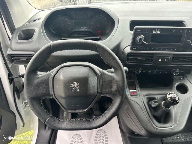 Peugeot PARTNER LONGA 3 LUGARES - 11