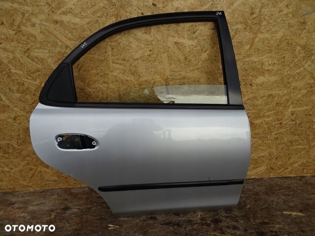 DRZWI PRAWY TYŁ PRAWE TYLNE MAZDA 323 NR645 - 1