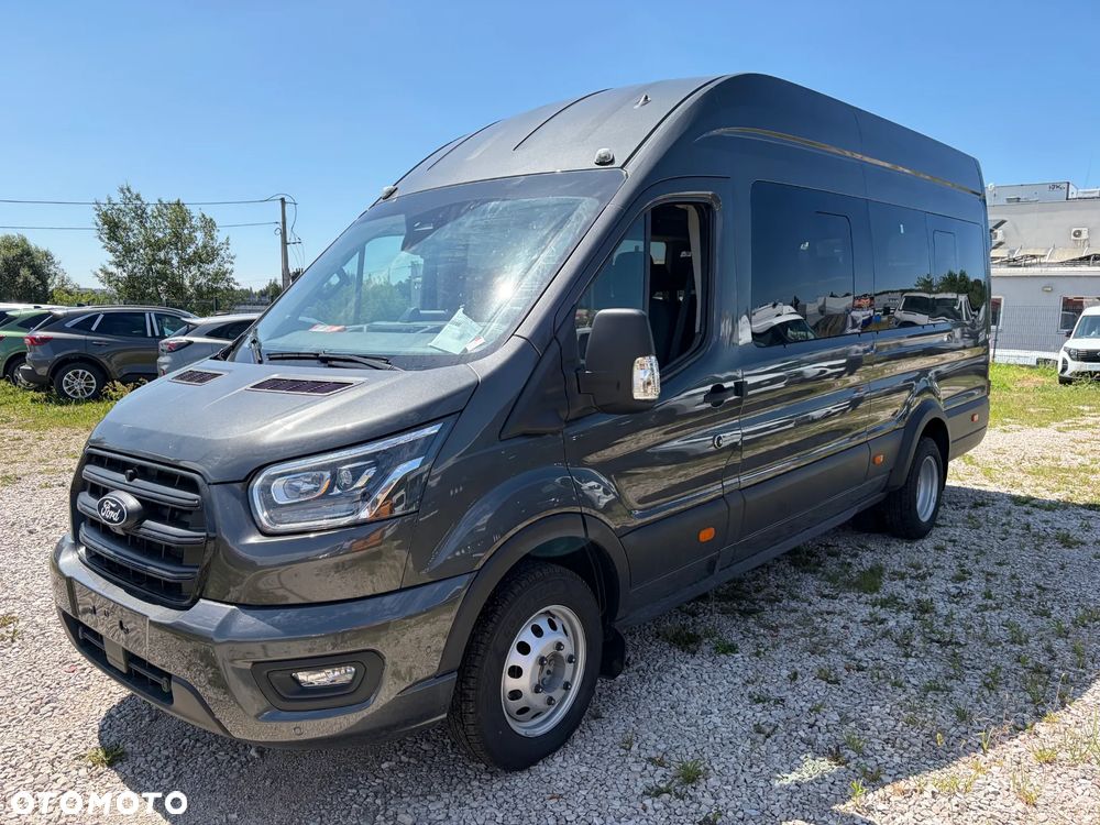 Ford Transit L2H3 Limited - 2