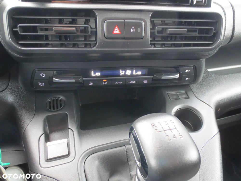 Fiat DOBLO SALON POLSKA ORYGINAŁ MAŁY PRZEBIEG - 19