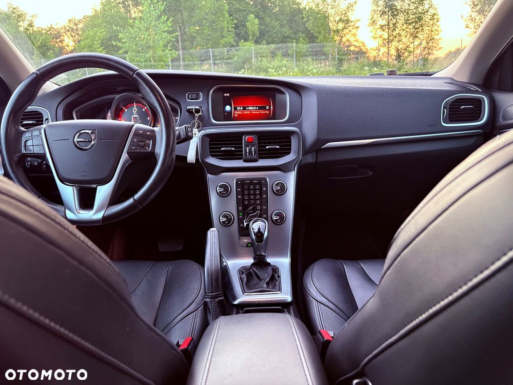 Volvo V40 D2 Geartronic Inscription - 17
