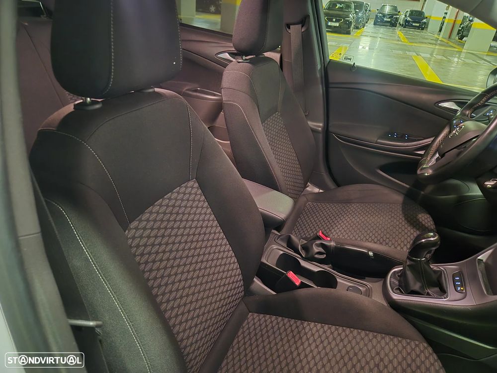 Opel Astra 1.0 Turbo S&S Dynamic - 33