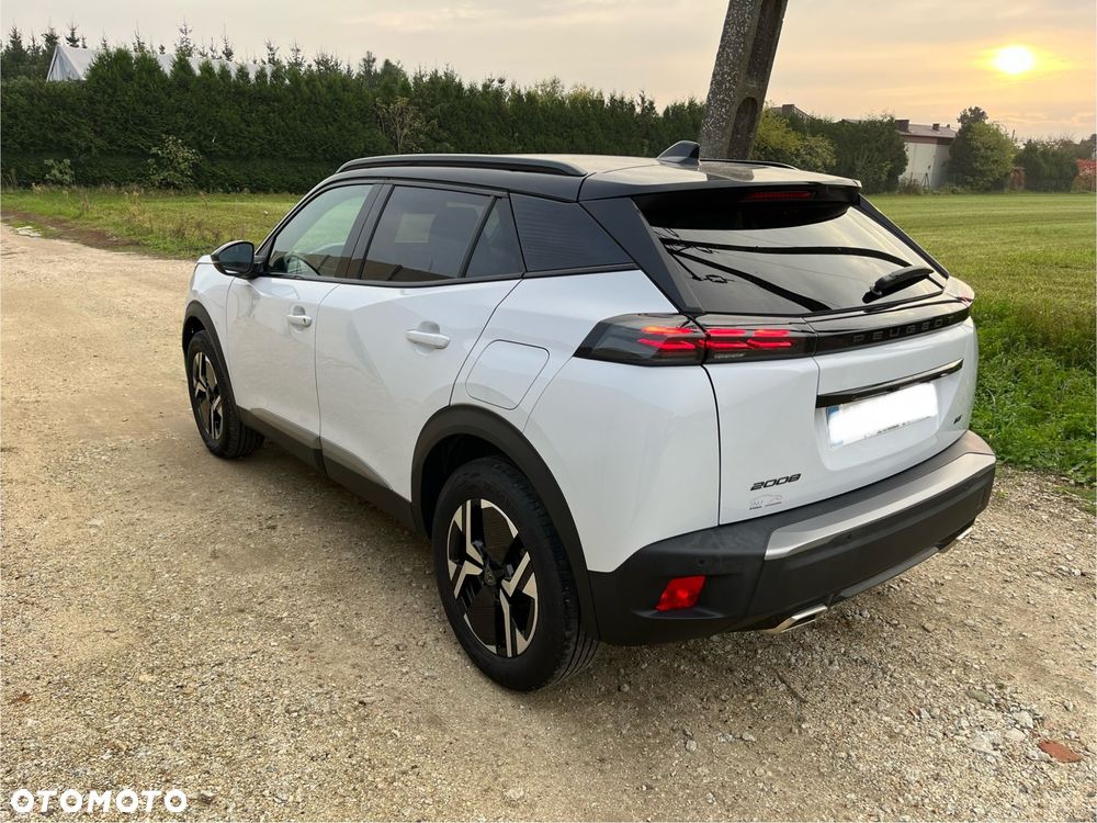 Peugeot 2008 2023 photo 5