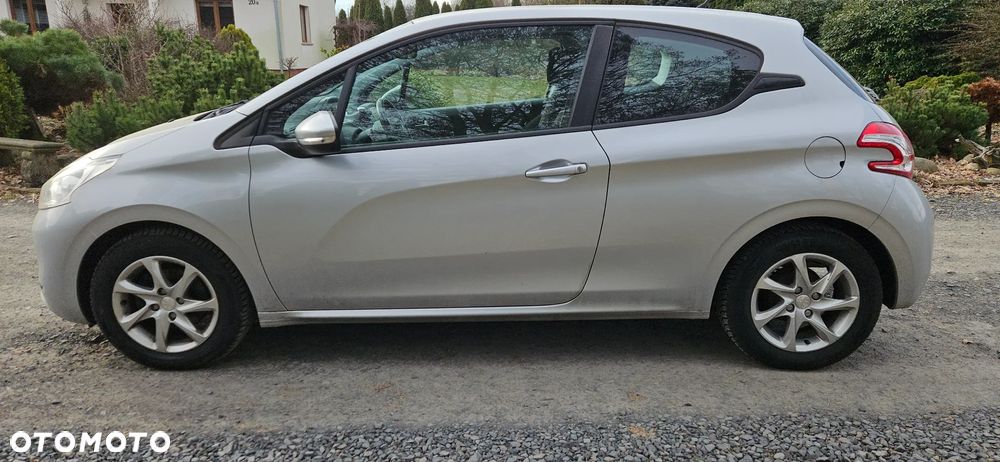 Peugeot 208 1.2 VTi Active - 5