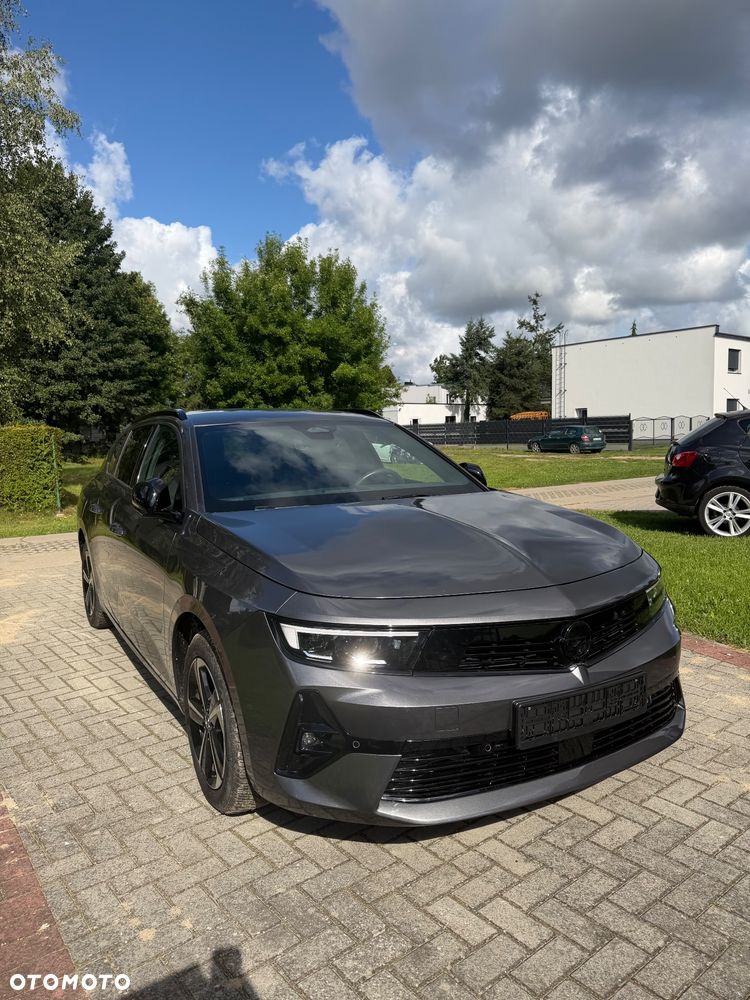 Opel Astra 1.2 Turbo GS Line - 2