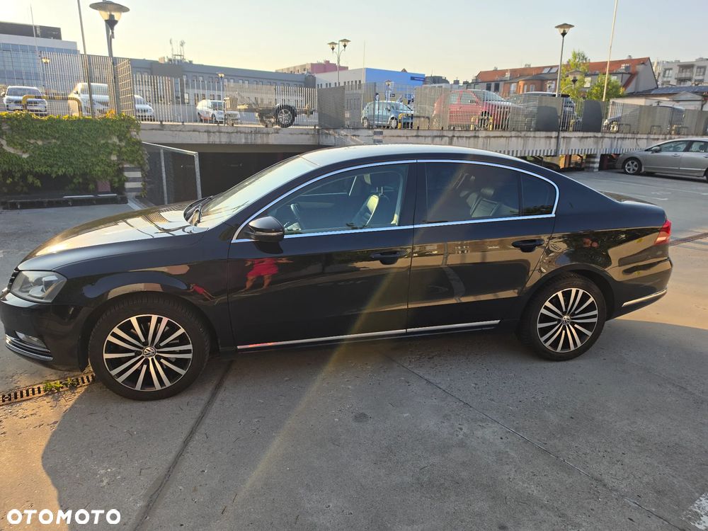 Volkswagen Passat 2.0 TDI Highline DSG - 1