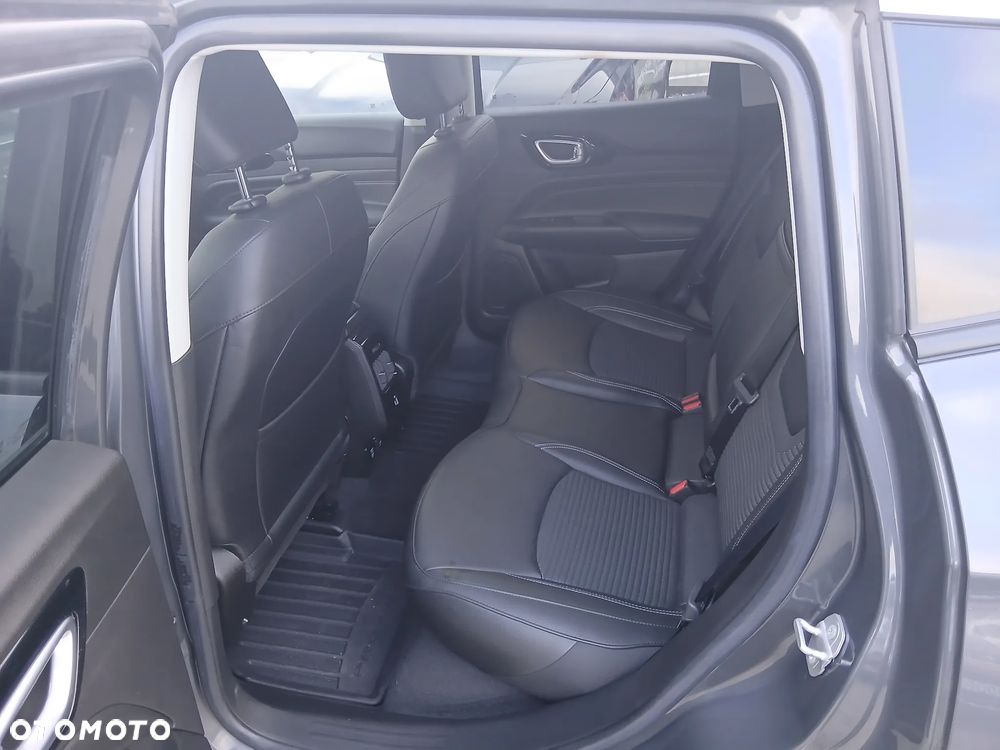 Jeep Compass 1.3 TMair Limited FWD S&S DDCT - 6