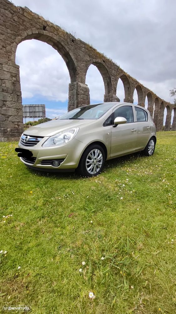 Opel Corsa - 1