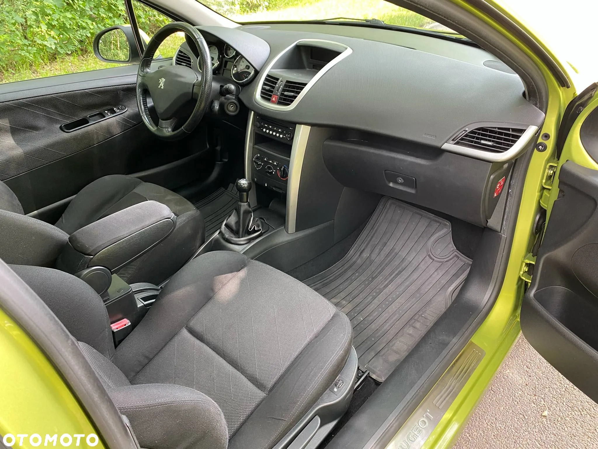 Peugeot 207 1.6 HDi 16V Sporty - 6