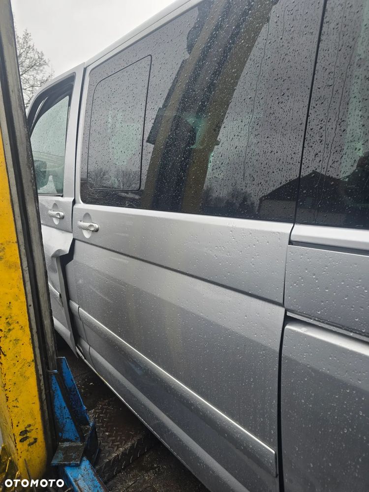Drzwi przesuwne lewe vw multiwan t5 w kolorze LA7W - 2