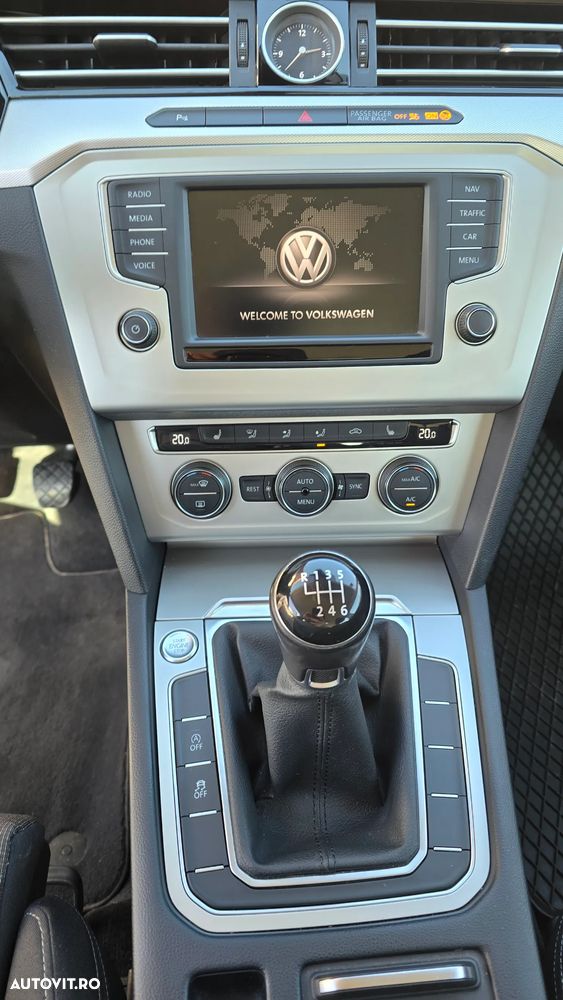 Volkswagen Passat 2.0 TDI 4Motion Comfortline - 12