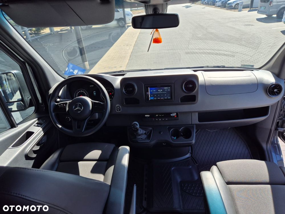 Mercedes-Benz Sprinter Long PRO 907.255 - 23