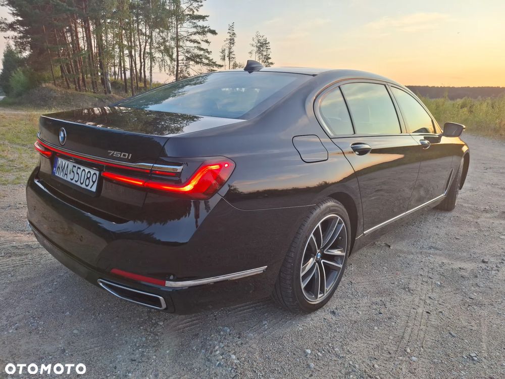 BMW Seria 7 750Li xDrive - 18