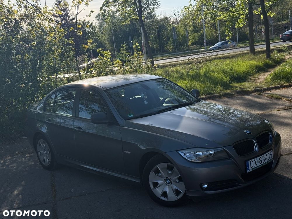 BMW Seria 3 318i - 14