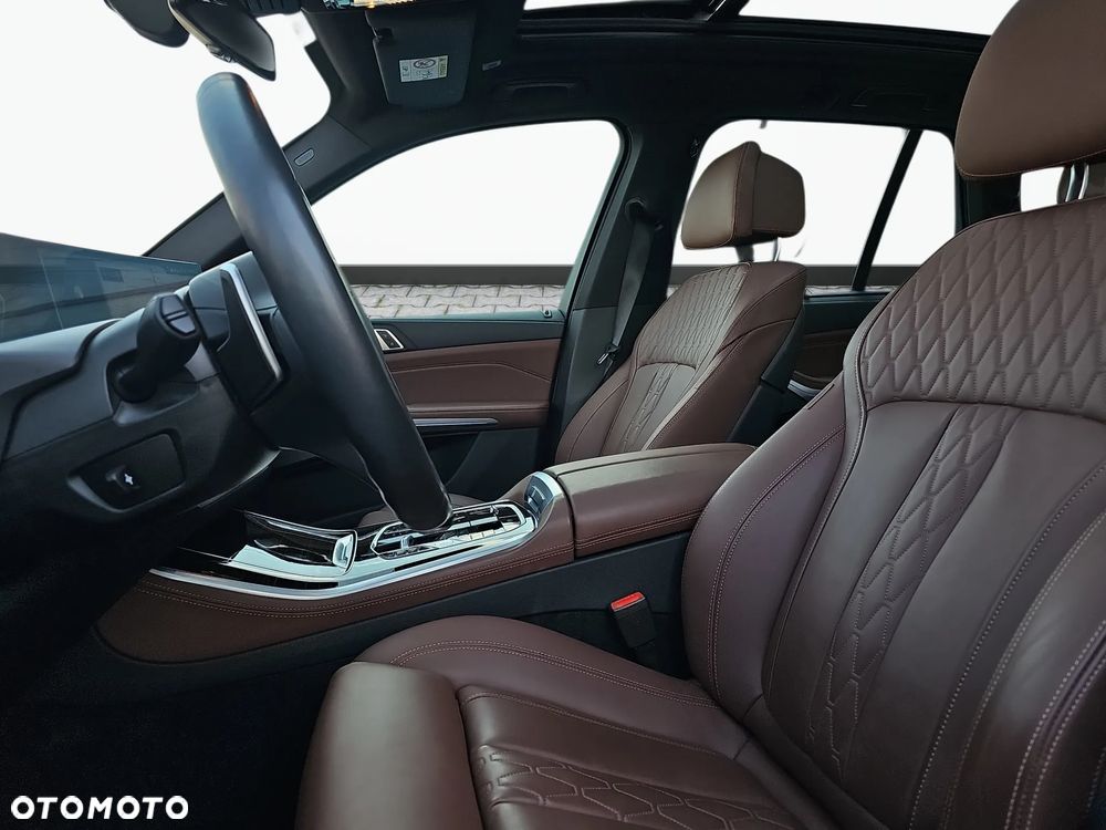 BMW X5 xDrive30d mHEV - 11