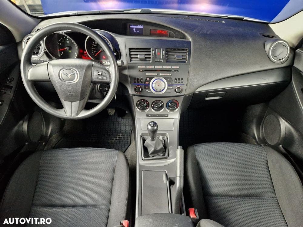 Mazda 3 - 12
