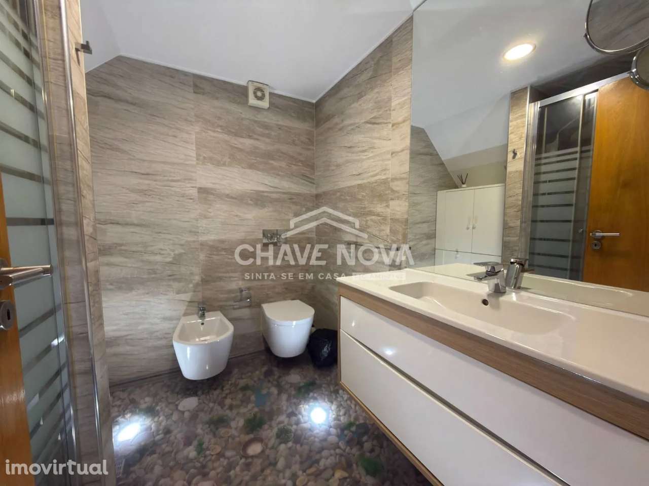 Prédio Habitacional na Afurada (RIo Douro) - Grande imagem: 4/24