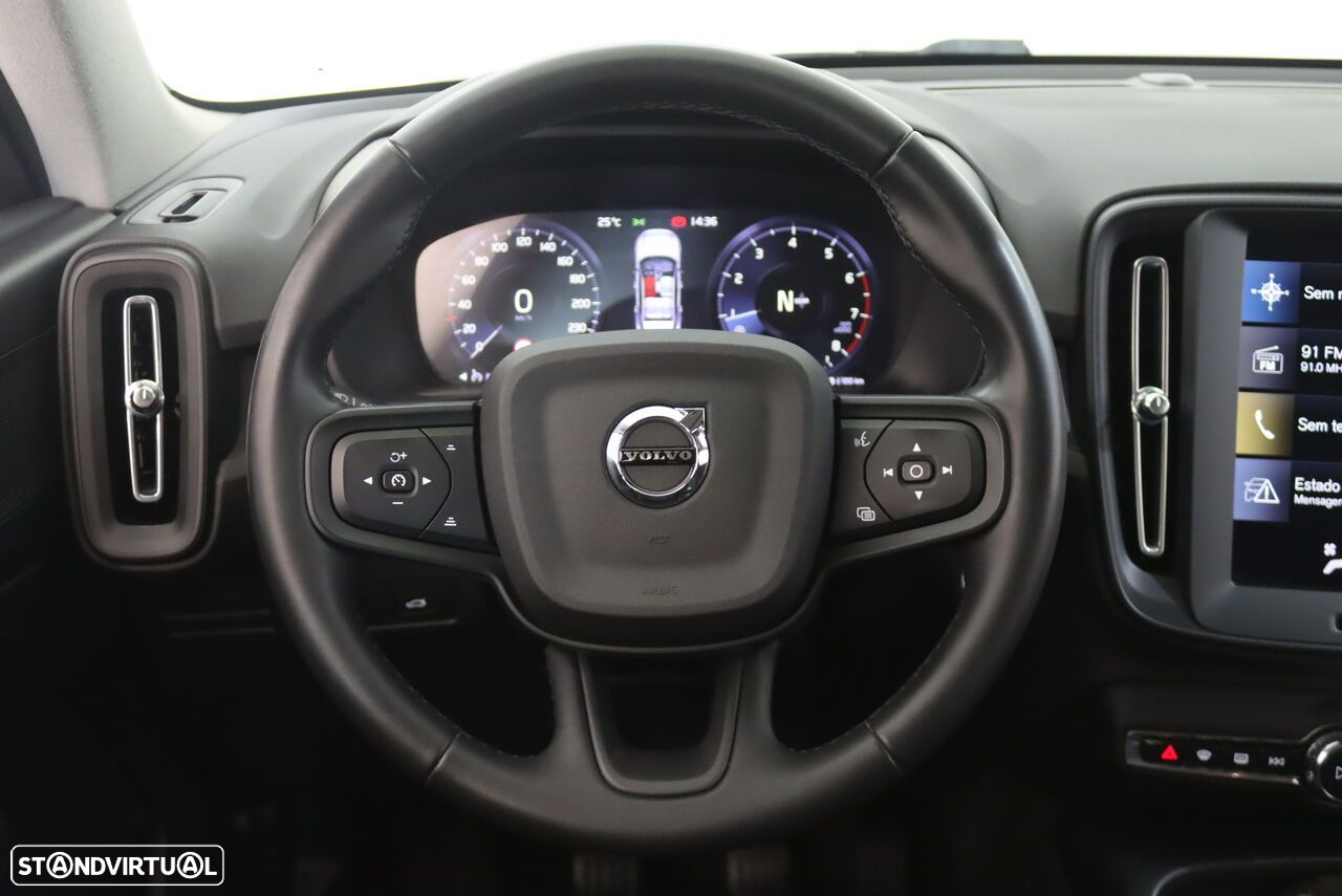 Volvo XC 40 1.5 T2 Momentum - 10