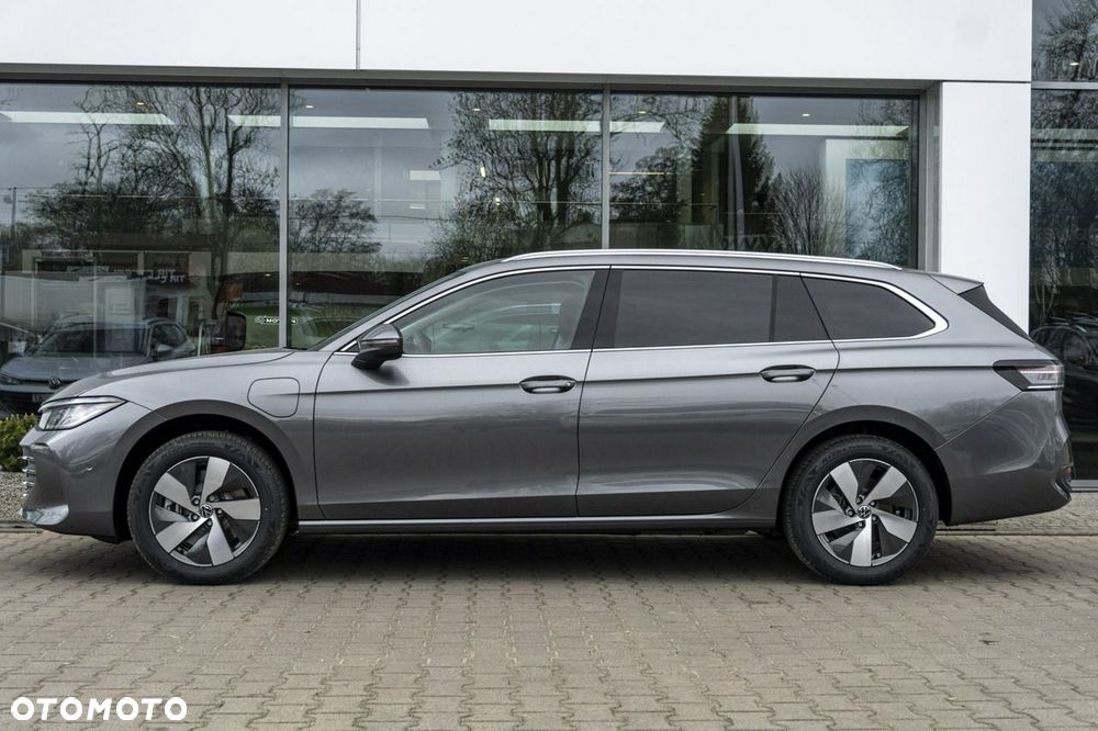 Volkswagen Passat - 6