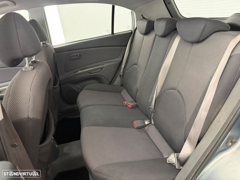 Kia Rio 1.5 CRDi X - 12