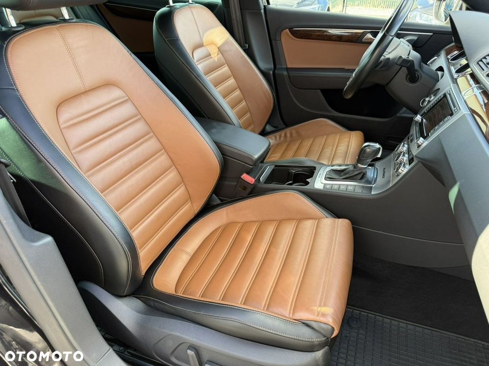 Volkswagen Passat Alltrack 2.0 TDI 4Mot DSG - 16