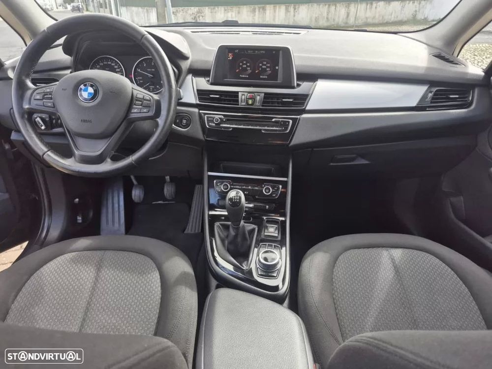 BMW 216 Gran Tourer d 7L - 7