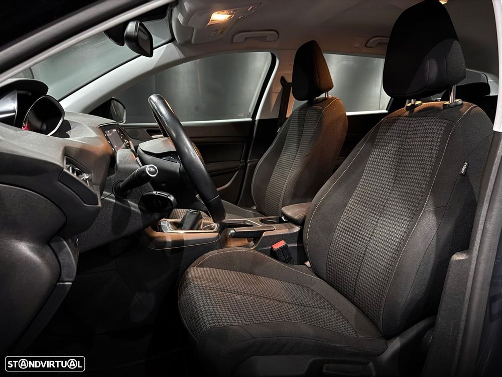 Peugeot 308 SW 1.2 PureTech Active Pack - 13