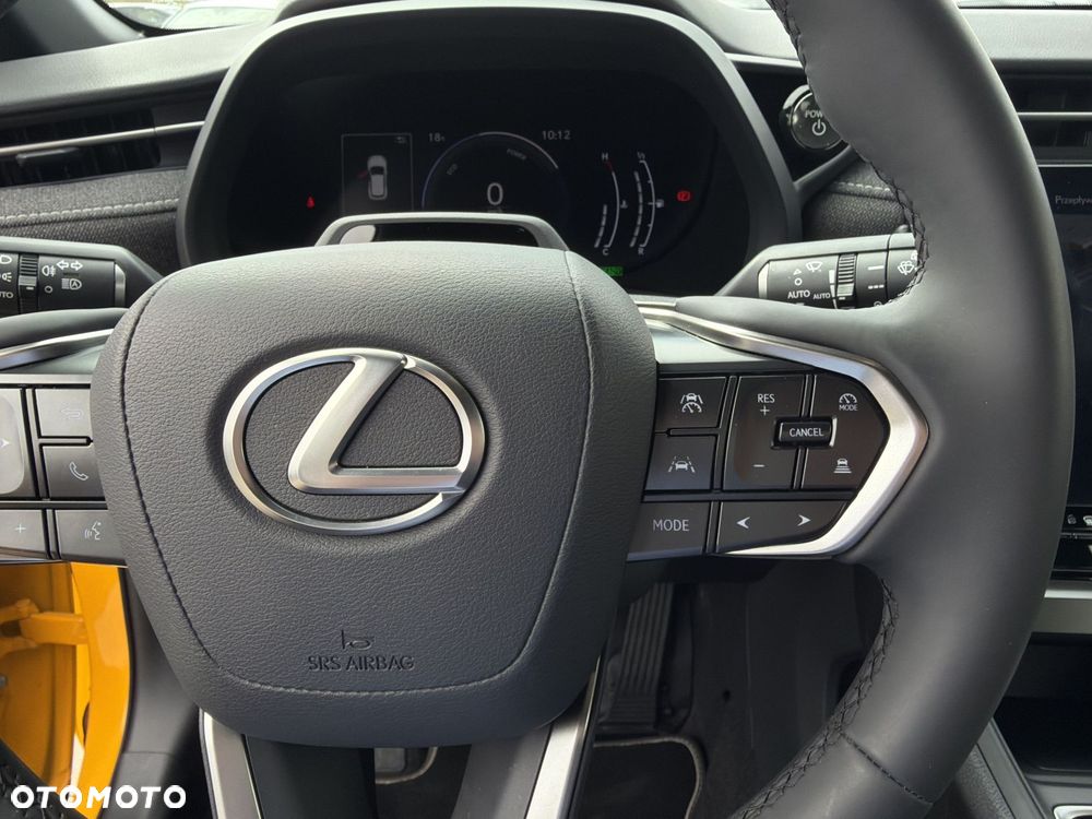 Lexus LBX 1.5 Hybrid - 23