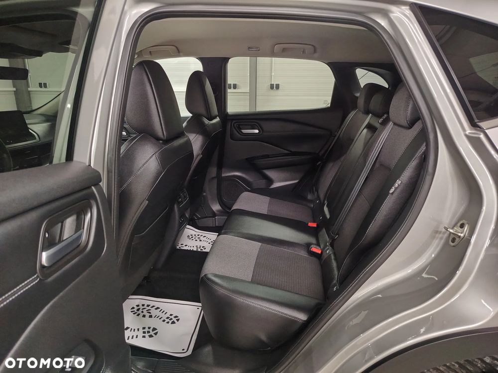 Nissan Qashqai 1.3 DIG-T MHEV Xtronic N-Connecta - 23