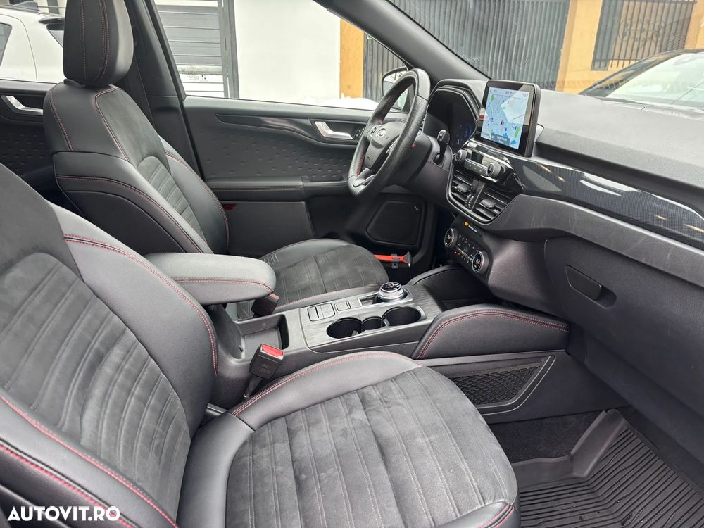 Ford Kuga 2.5 Duratec PHEV ST-LINE X - 14