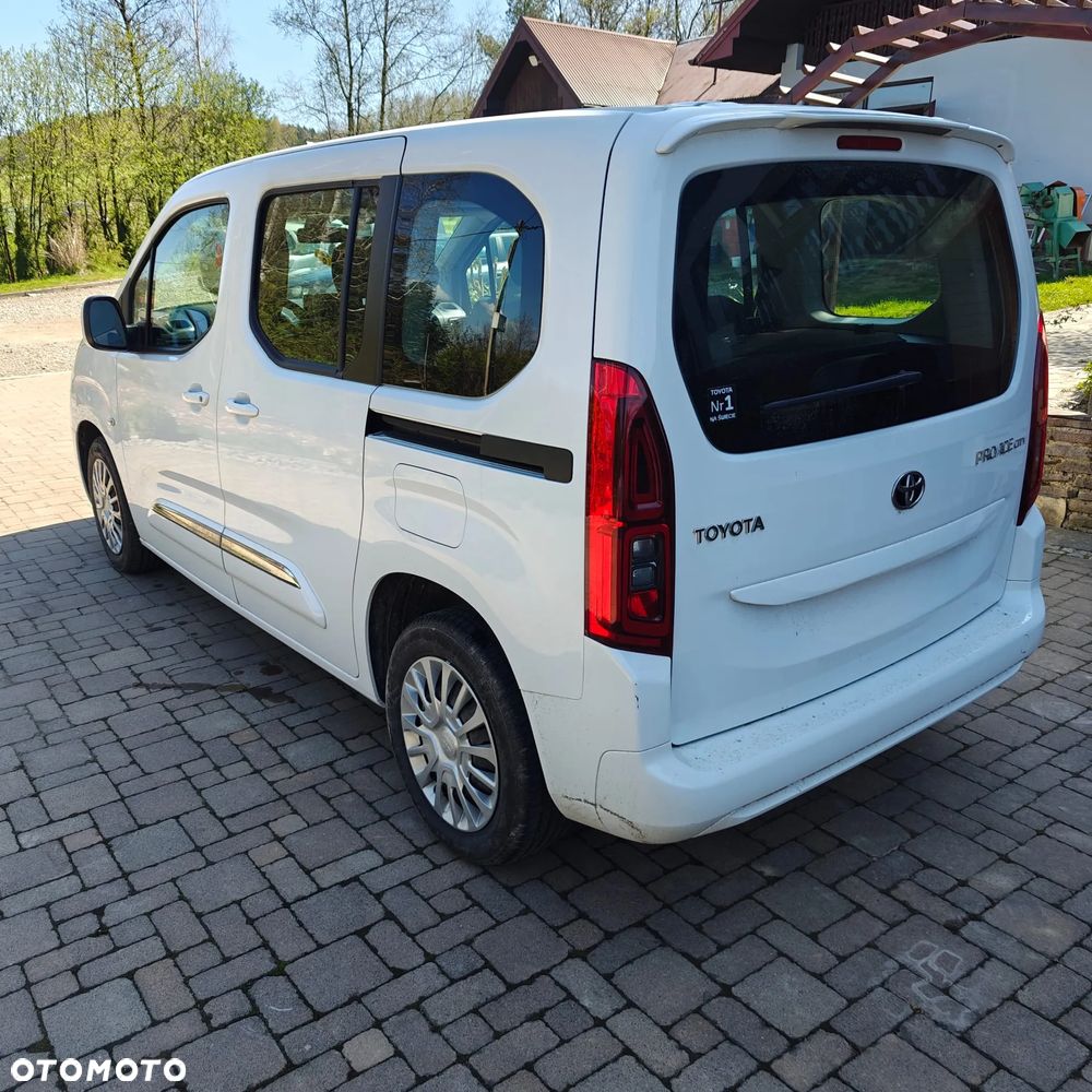 Toyota Pro Ace City - 11