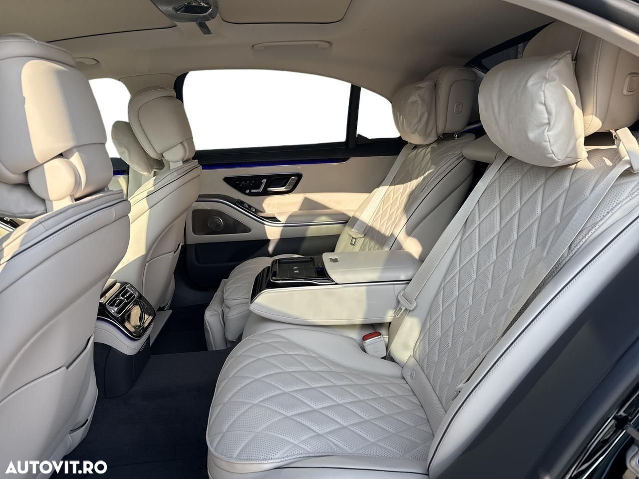 Mercedes-Benz S 580 e 4MATIC Long - 11