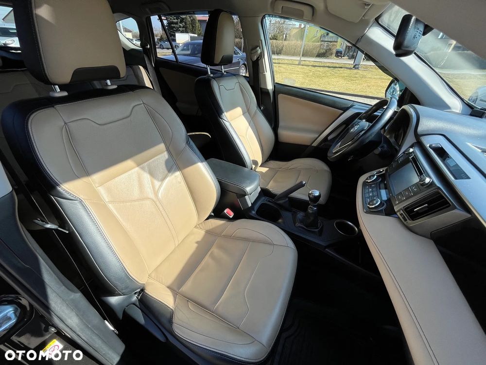 Toyota RAV4 2.0 D-4D Premium 4x2 - 12