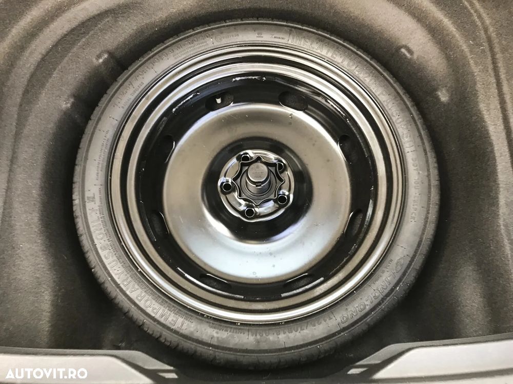 Volkswagen Golf 1.5 TSI ACT Life - 38