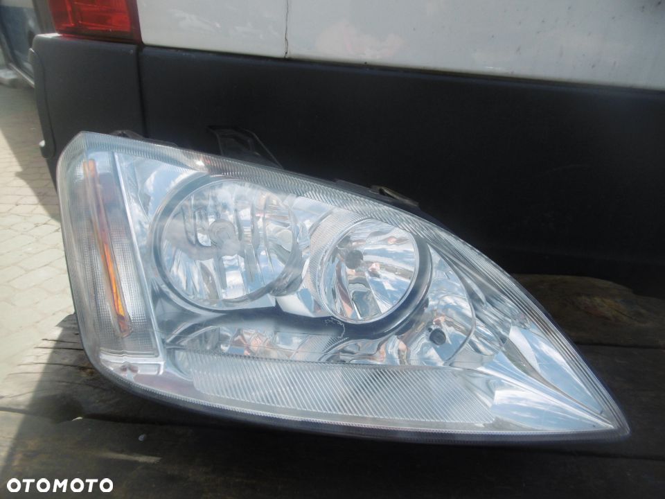 Lampa prawa FORD C-MAX orginał europa - 1