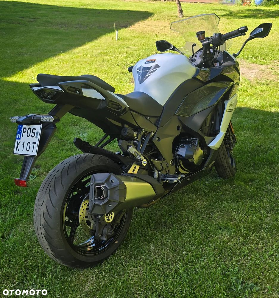 Kawasaki Ninja 1000 SX - 9