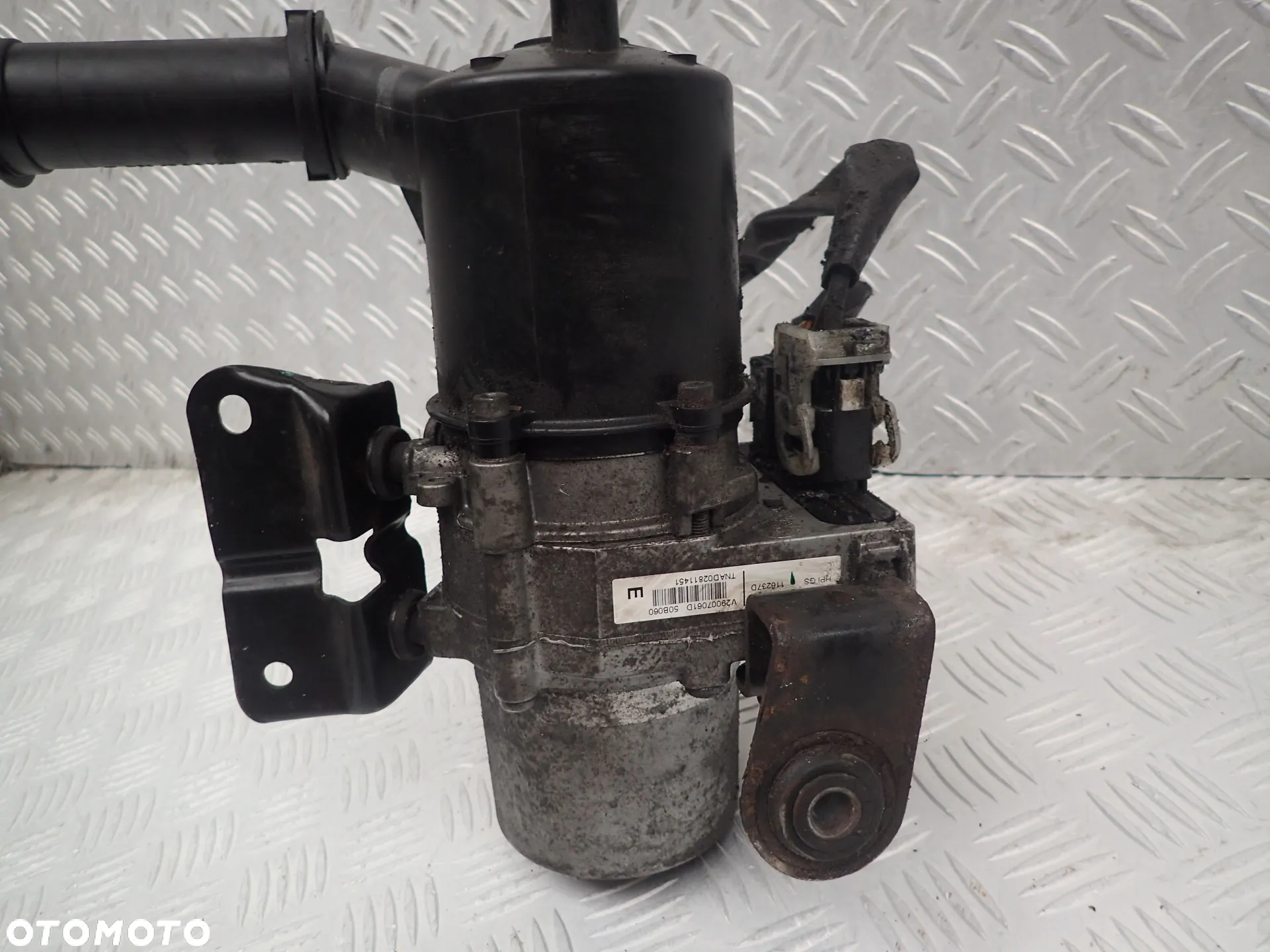 POMPA WSPOMAGANIA A5100991+C PEUGEOT 3008 - 3