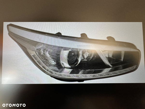 Kia Ceed JD 2012- reflektor przód LED