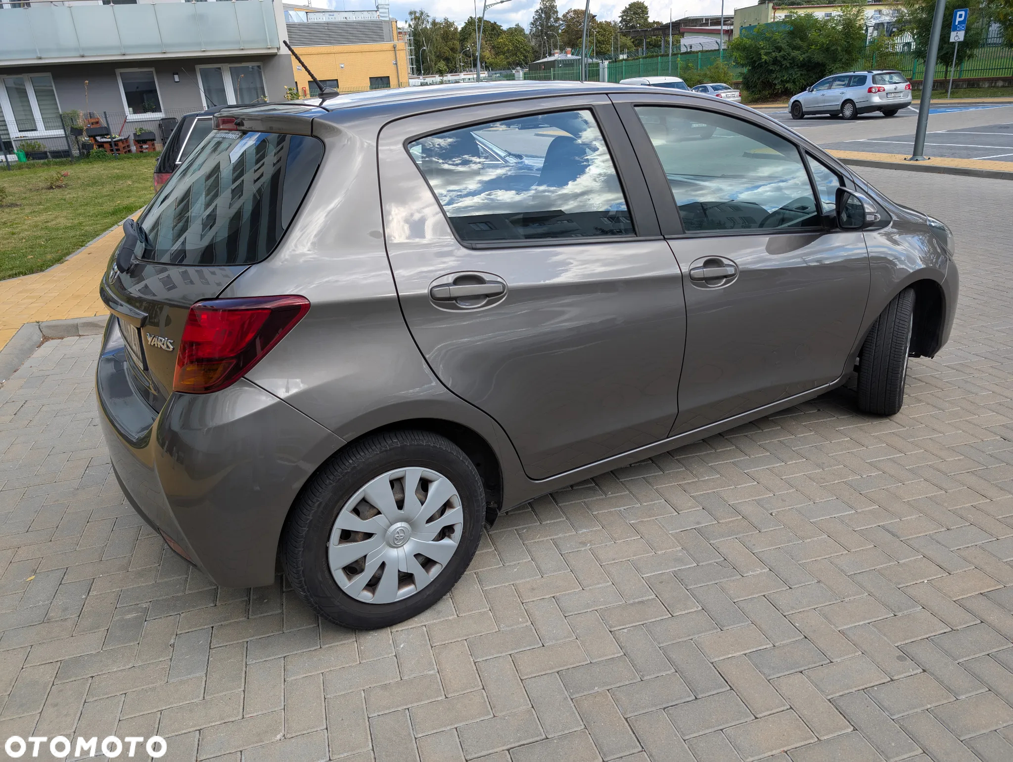 Toyota Yaris 1.0 Active - 2