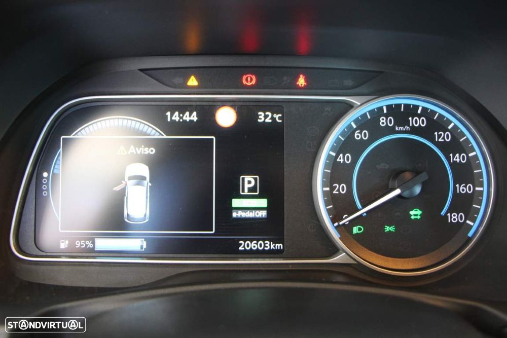 Nissan Leaf Acenta - 9