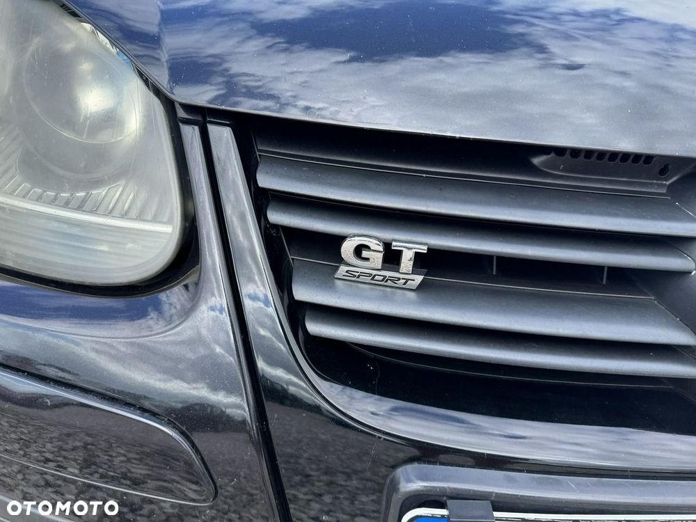 Volkswagen Golf - 3
