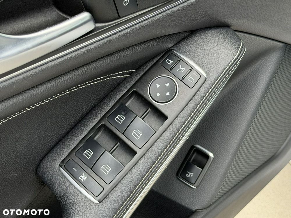 Mercedes-Benz CLA 200 (CDI) d 7G-DCT AMG Line - 16