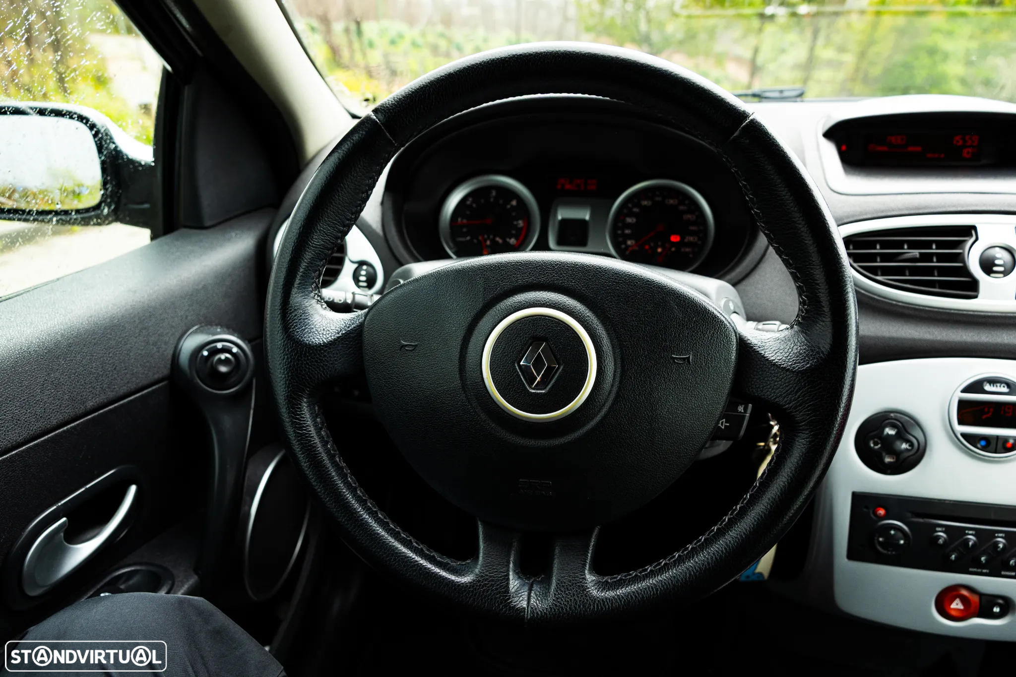 Renault Clio 3 - Full Extras - 20