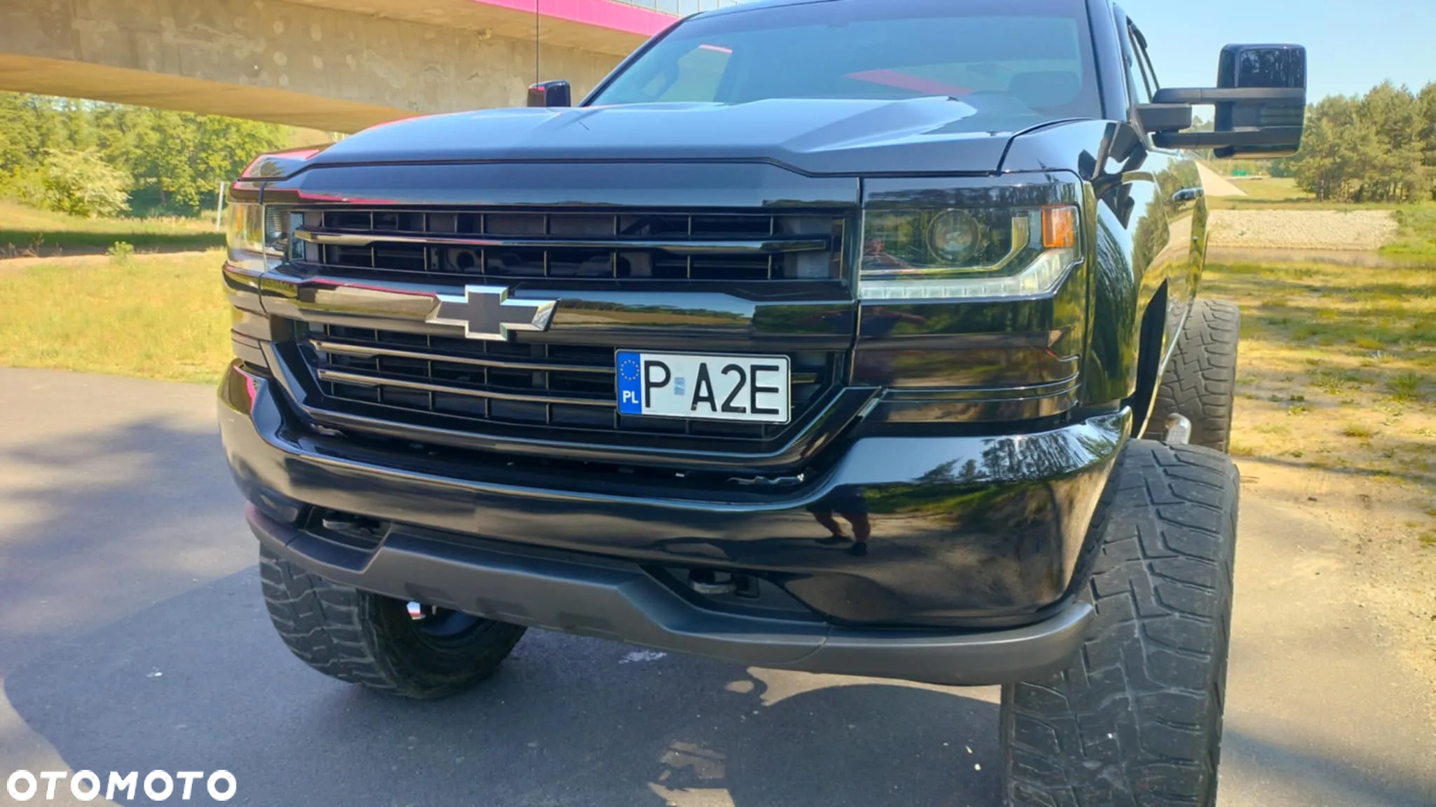 Chevrolet Silverado - 19