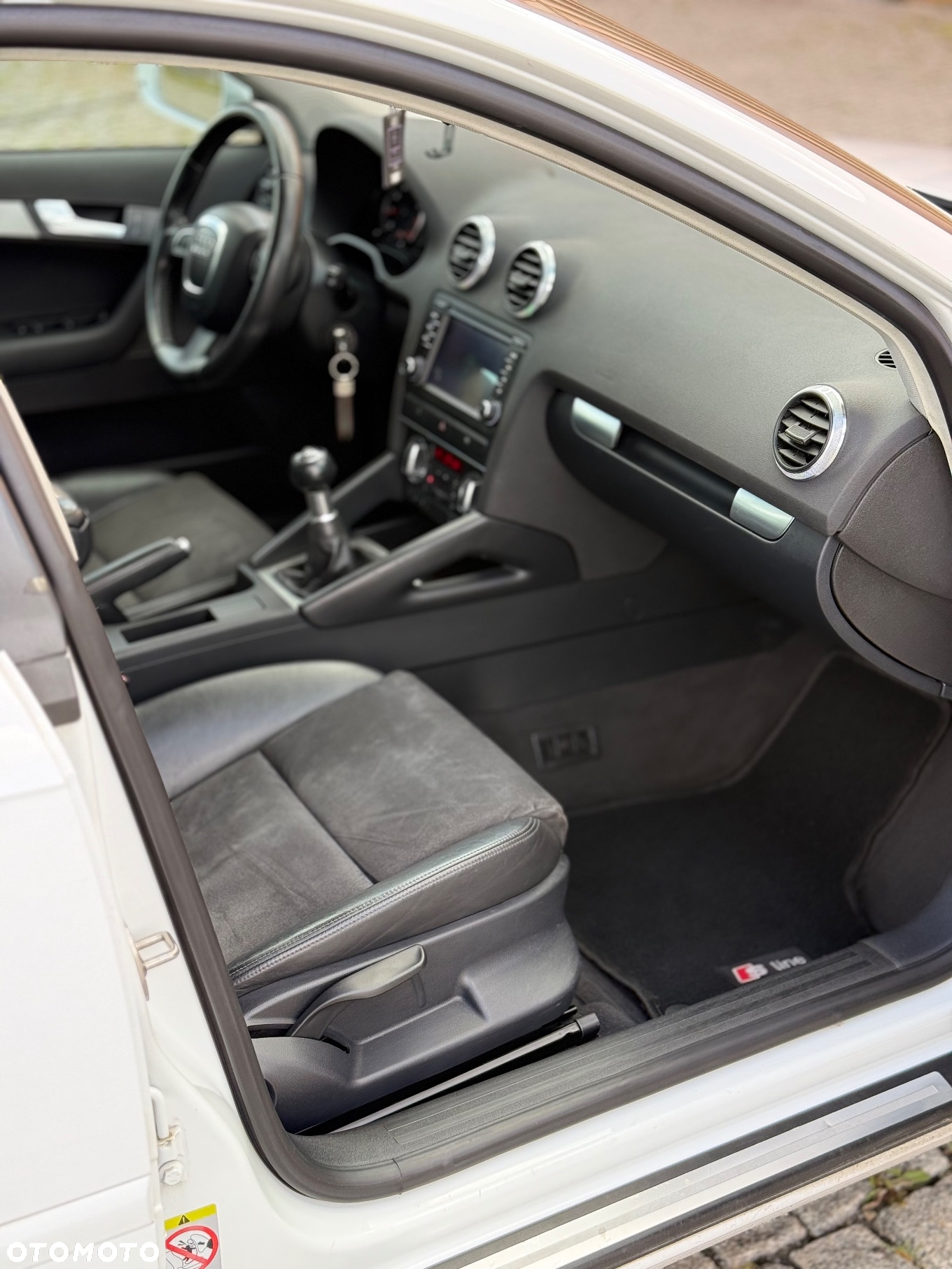 Audi A3 1.8 TFSI Sportback S line Sportpaket - 9