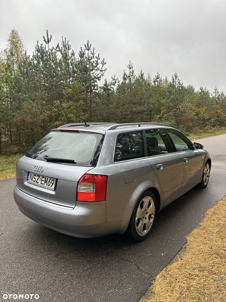 Audi A4 Avant 2004 photo 5