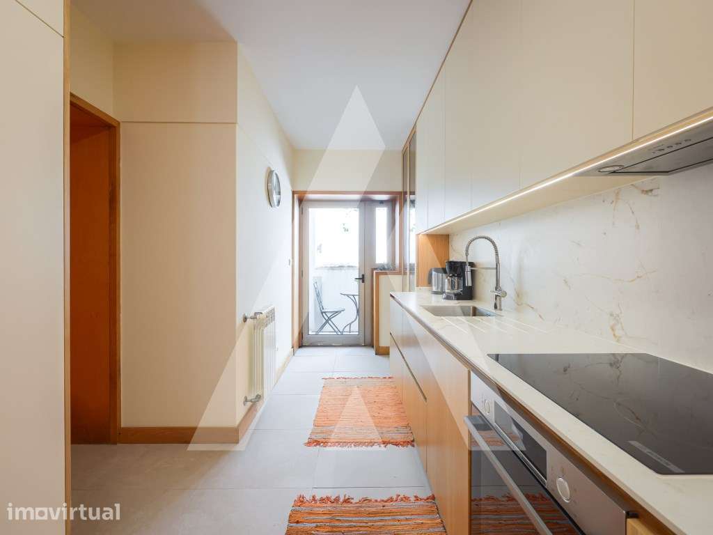 Fantástico Apartamento T3 no Centro da Cidade - Tipo Andar Moradia! - Grande imagem: 5/47
