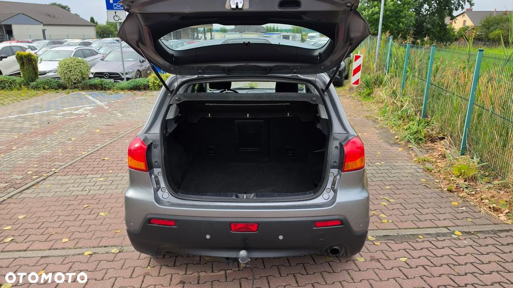 Mitsubishi ASX - 11